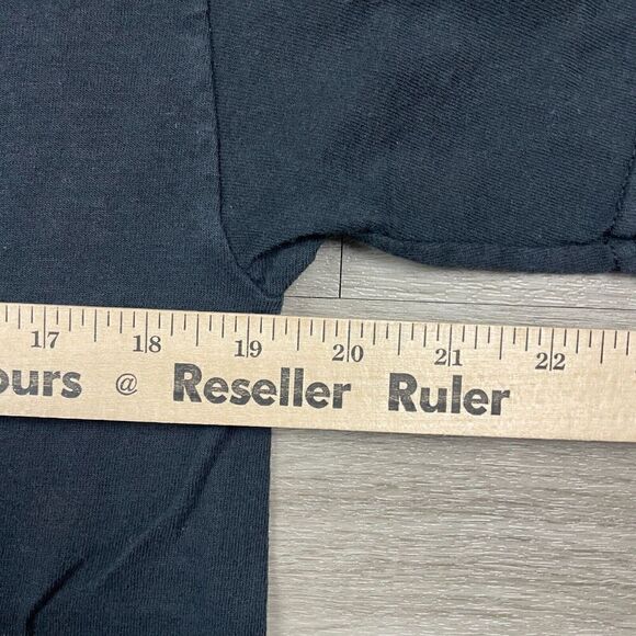 Vintage Shirt Mens Medium Large Black AC/DC Back on Black Music 2005 Rock Band - Picture 8 of 10